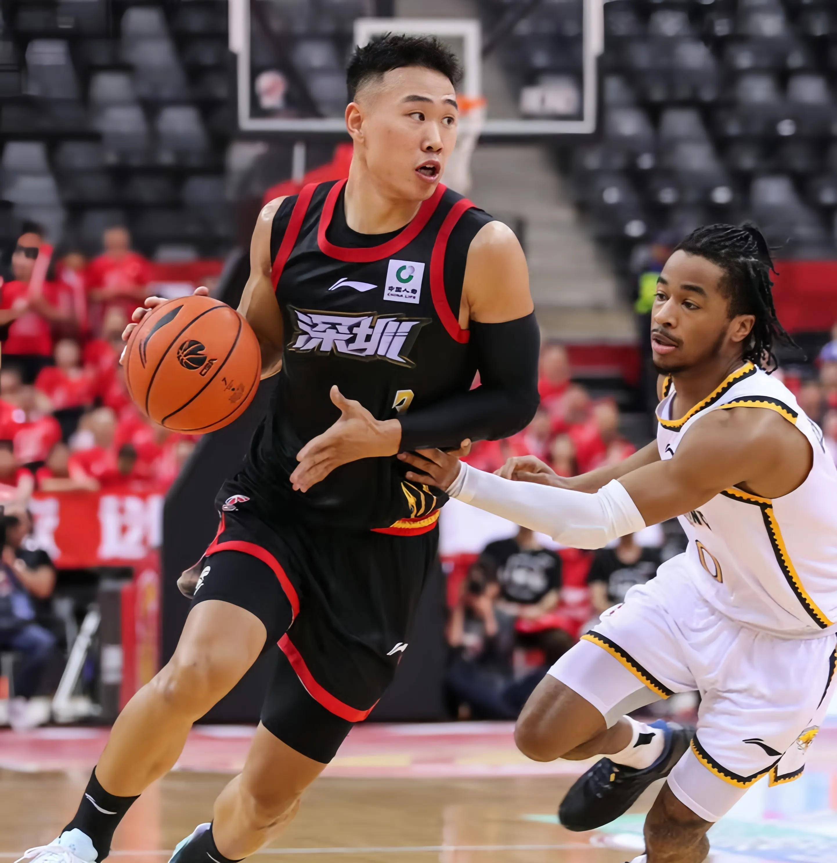 相比之下 相比之下