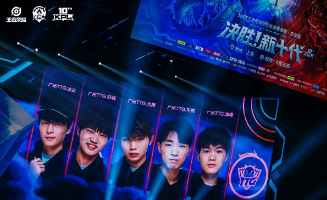 顺利晋级八 顺利晋级八